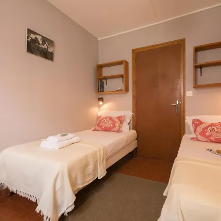 Sainte-foy-l'argentiere Chalet Sleeps 10