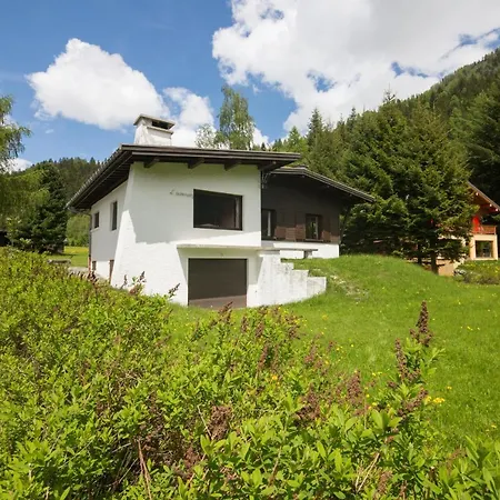 Sainte-foy-l'argentiere Chalet Sleeps 10 Chalet